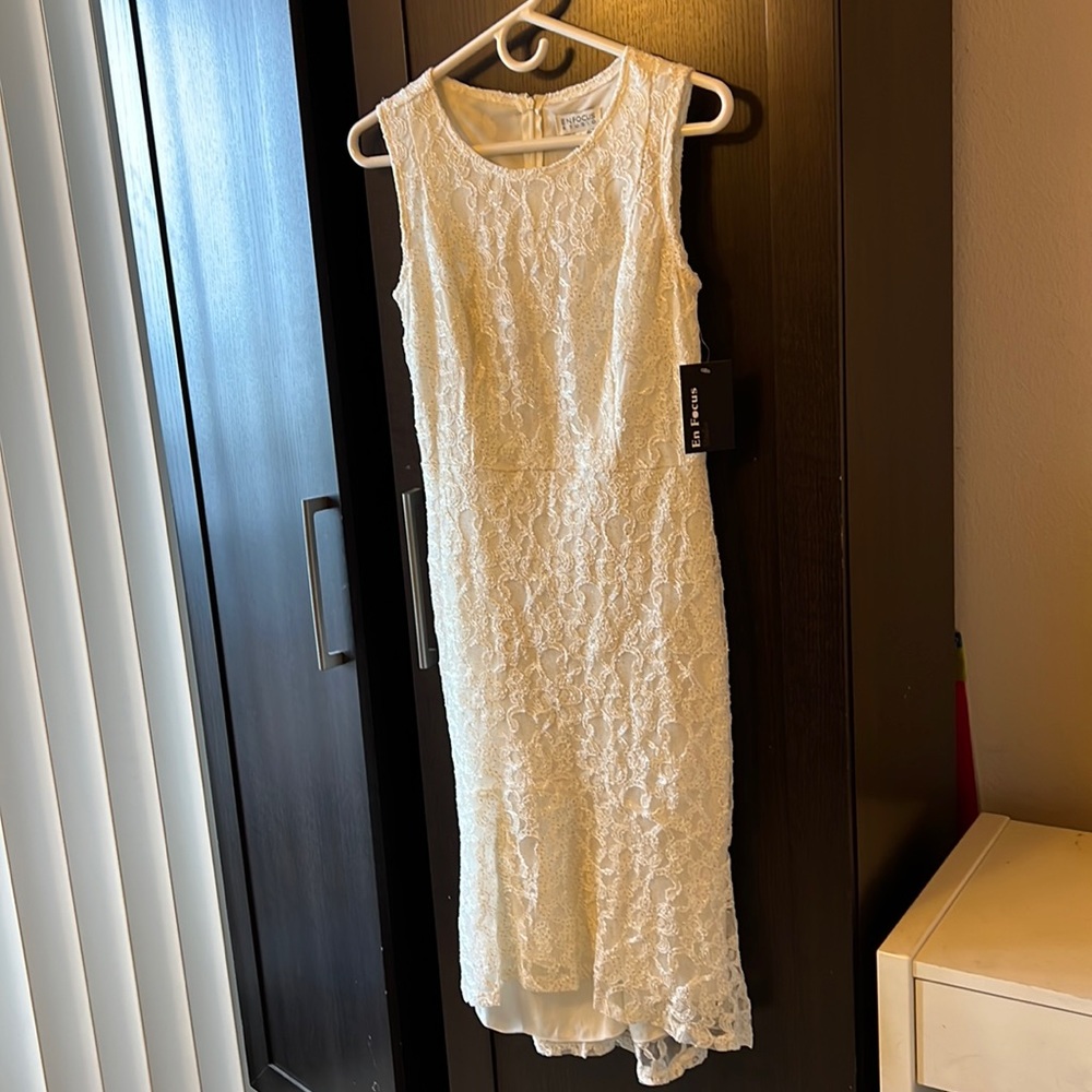 Dress (wedding/special occasions)